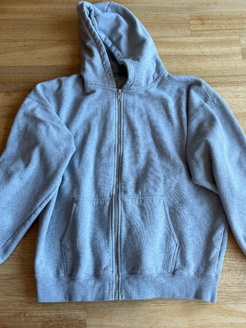 Brandy Melville Women's Grey Hoodie